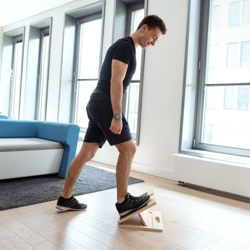                                                                                                                                                                        Inclined board made of wood (3-step) - calf extensors