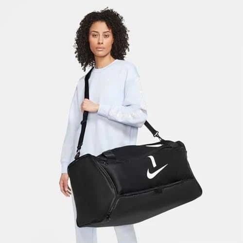 Nike Academy Team Size L 010